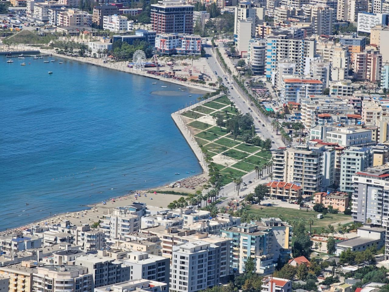 Eiendom til salgs i Vlora Albania nær stranden